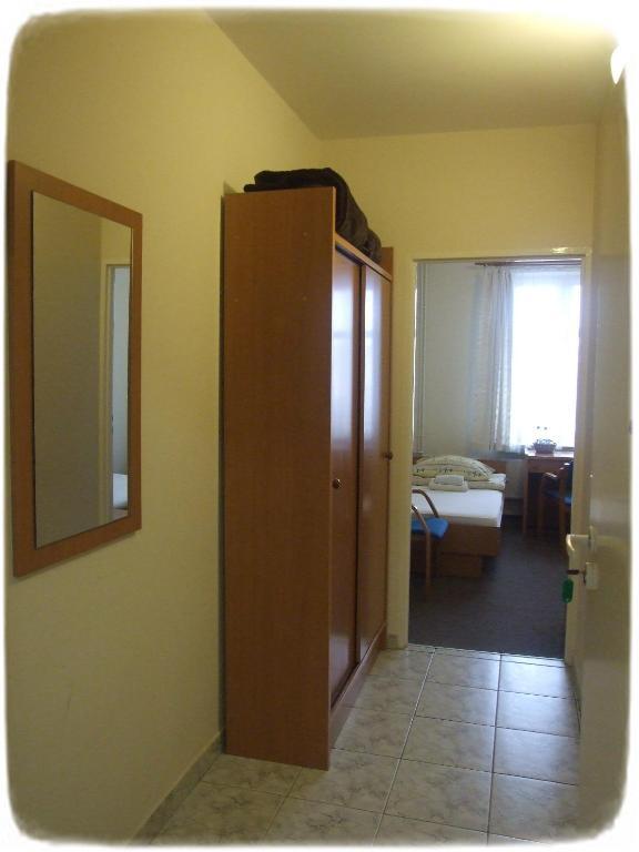 Pokoje Goscinne Centrum Kultury Prawoslawnej Białystok Habitación foto